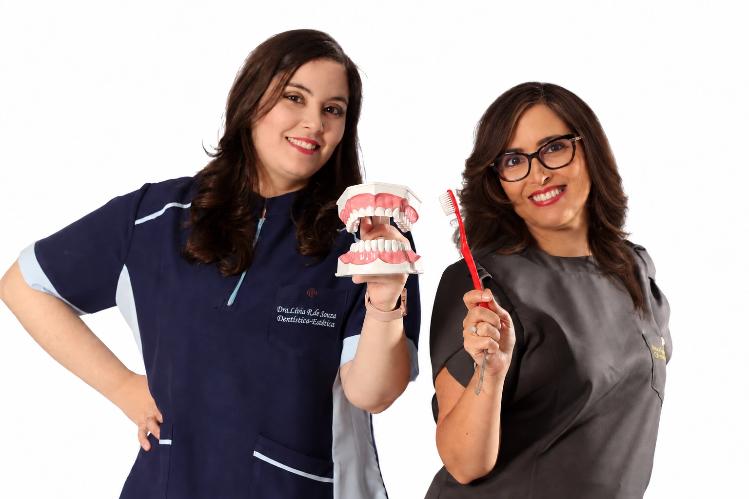 Dra. Lívia e Dra. Cíntia, equipe da Adornare